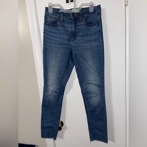 Universal thread High rise skinny jeans size 8 / 29r